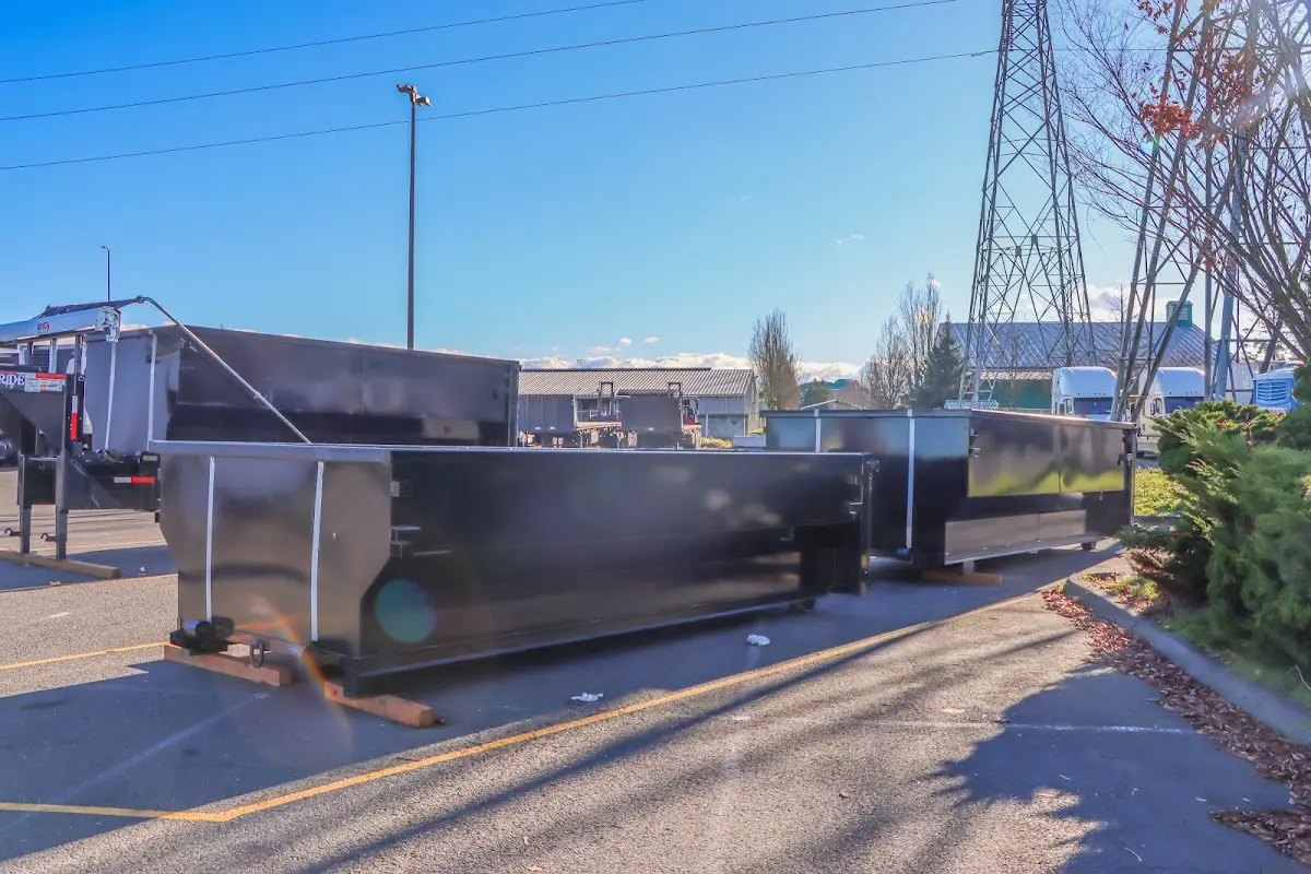 Professional dumpster rental and junk removal service in Hutchinson Island South